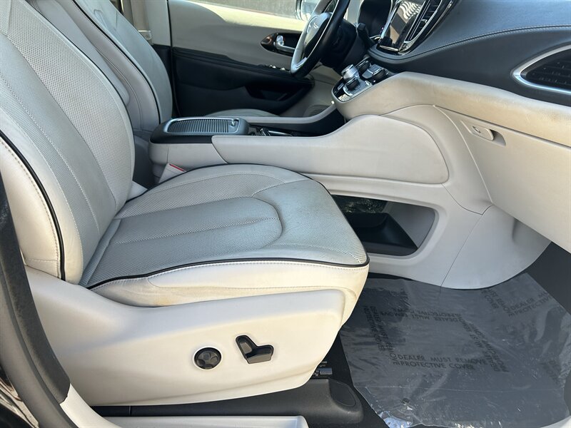 2021 Chrysler Pacifica Limited - Photo 29 - Fountain Hills, AZ 85268