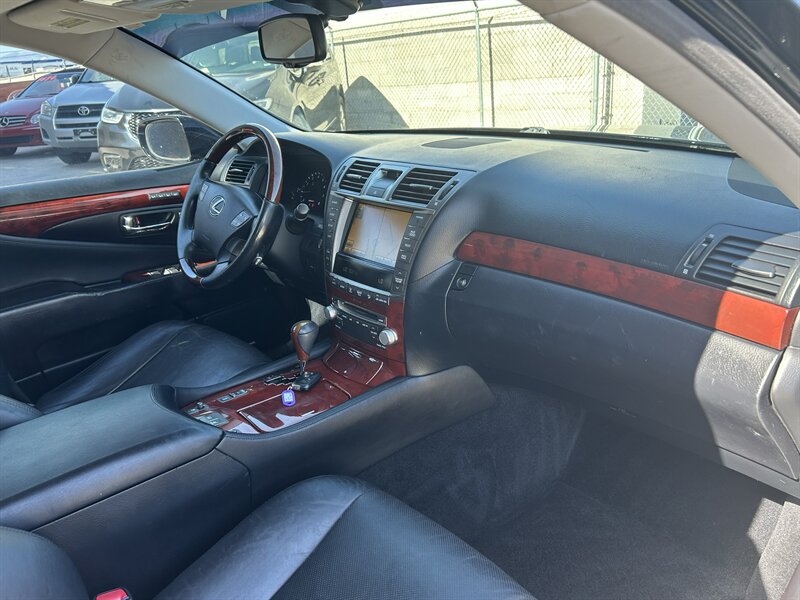 2011 Lexus LS 460 - Photo 14 - Fountain Hills, AZ 85268