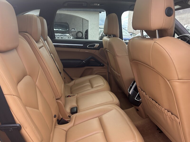 2016 Porsche Cayenne GTS - Photo 27 - Fountain Hills, AZ 85268