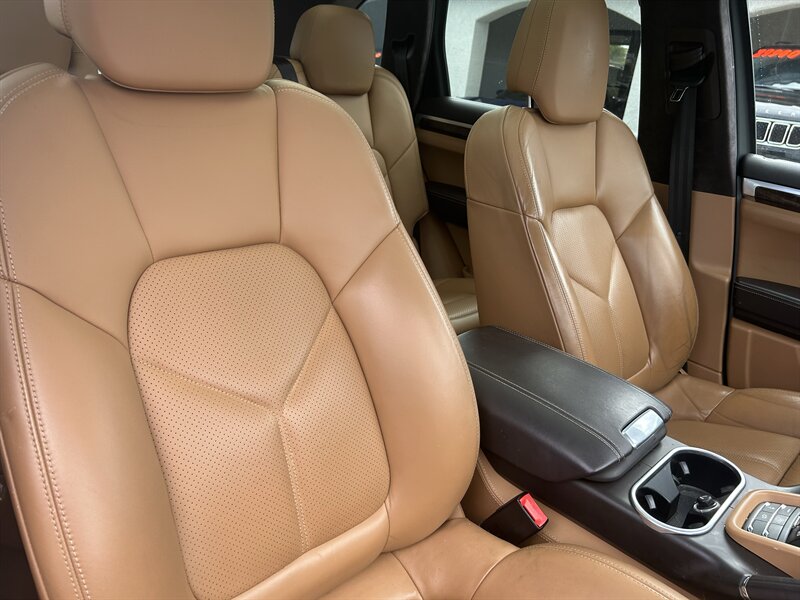 2016 Porsche Cayenne GTS - Photo 28 - Fountain Hills, AZ 85268