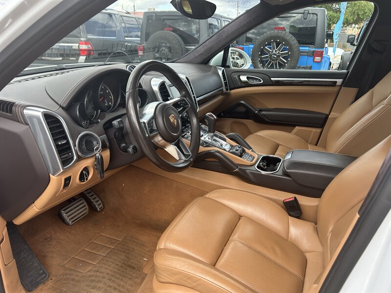 2016 Porsche Cayenne GTS - Photo 13 - Fountain Hills, AZ 85268