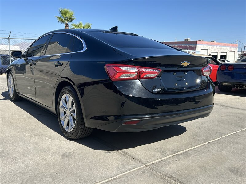 2019 Chevrolet Malibu LT - Photo 4 - Fountain Hills, AZ 85268