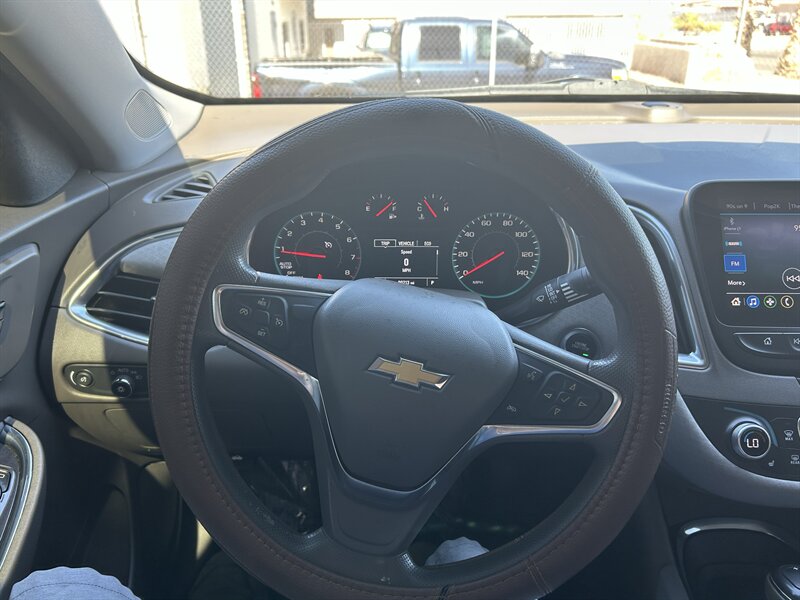 2019 Chevrolet Malibu LT - Photo 14 - Fountain Hills, AZ 85268