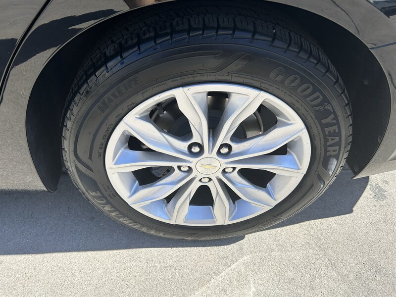 2019 Chevrolet Malibu LT - Photo 35 - Fountain Hills, AZ 85268