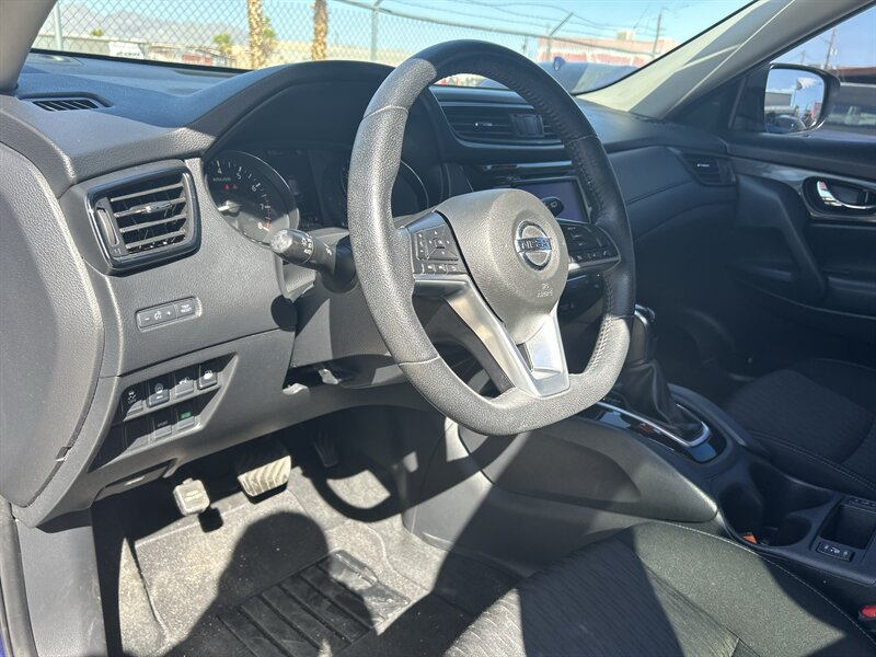 2019 Nissan Rogue S - Photo 14 - Fountain Hills, AZ 85268