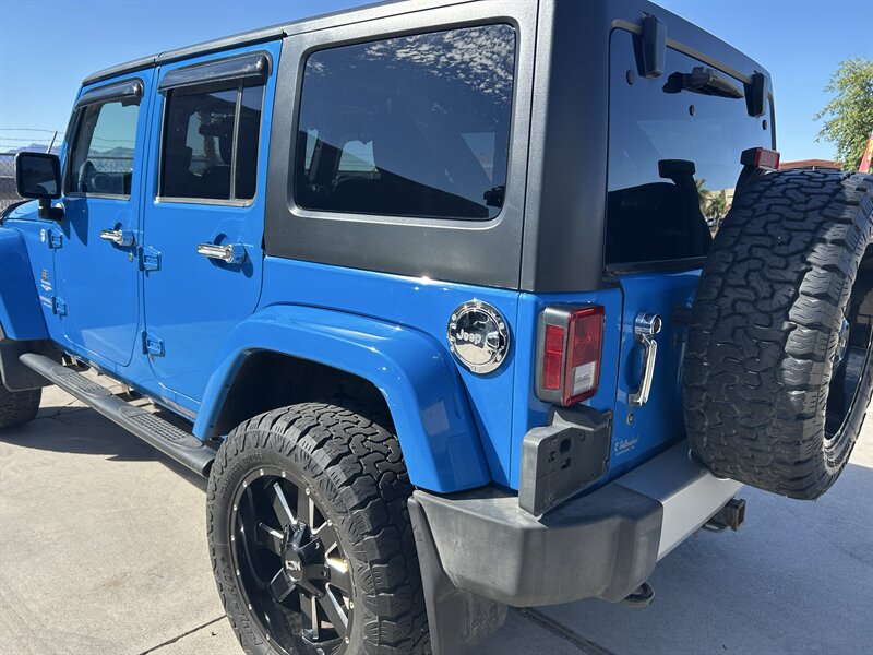 2011 Jeep Wrangler Unlimited Sahara - Photo 11 - Fountain Hills, AZ 85268
