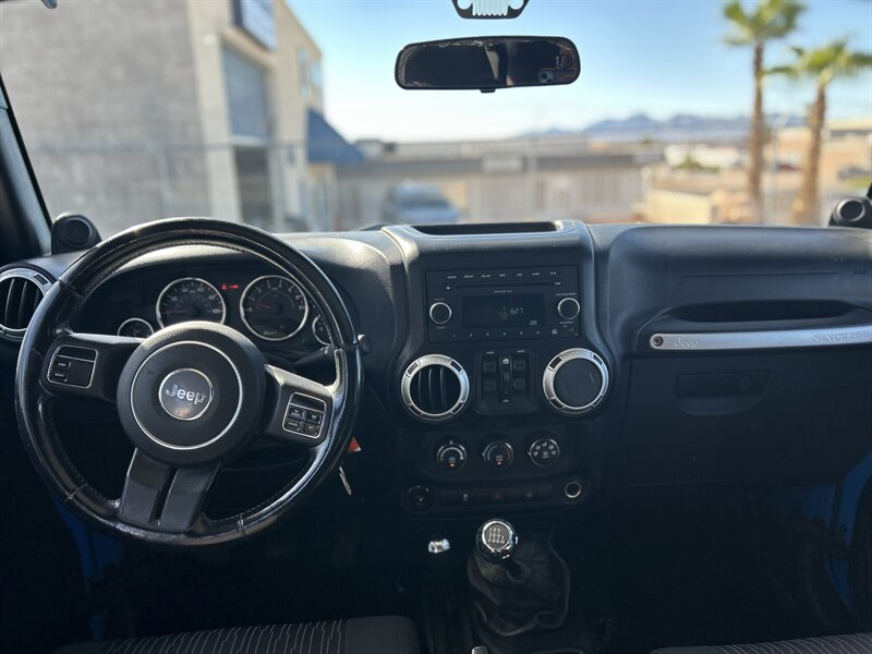 2011 Jeep Wrangler Unlimited Sahara - Photo 12 - Fountain Hills, AZ 85268