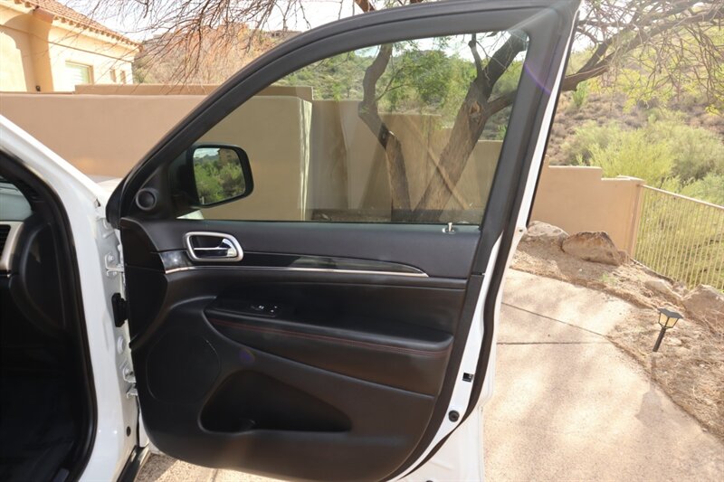2017 Jeep Grand Cherokee Trailhawk   - Photo 20 - Fountain Hills, AZ 85268