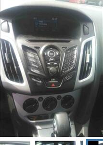 2014 Ford Focus SE   - Photo 17 - Orlando, FL 32833