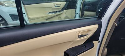 2015 Toyota Camry LE   - Photo 21 - Orlando, FL 32833