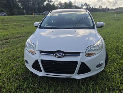 2012 Ford Focus SE - Photo 2 - Orlando, FL 32833