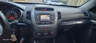 2015 Kia Sorento LX   - Photo 15 - Orlando, FL 32833