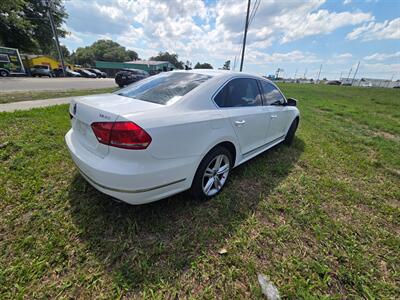 2013 Volkswagen Passat V6 SEL Premium - Photo 2 - Orlando, FL 32833