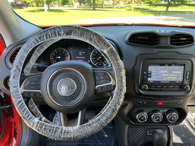 2017 Jeep Renegade Latitude - Photo 24 - Springfield, IL 62702