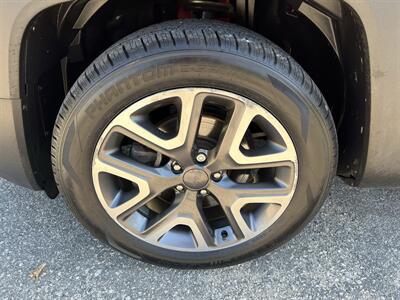 2017 Jeep Renegade Latitude - Photo 13 - Springfield, IL 62702