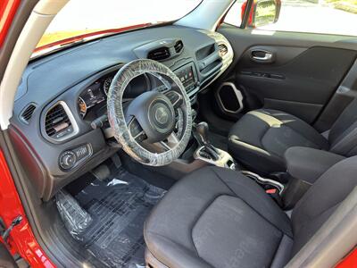 2017 Jeep Renegade Latitude - Photo 14 - Springfield, IL 62702