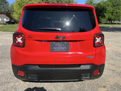2017 Jeep Renegade Latitude - Photo 6 - Springfield, IL 62702