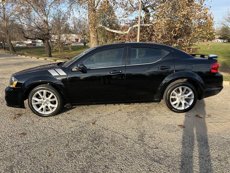 2014 Dodge Avenger R/T photo 4