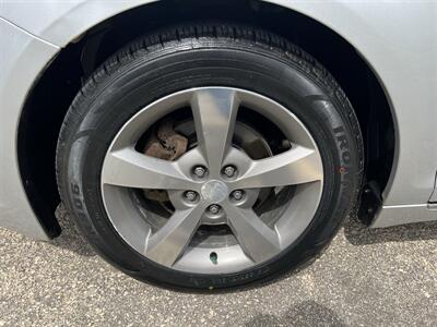 2012 Chevrolet Malibu LT - Photo 13 - Springfield, IL 62702