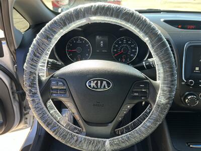 2018 Kia Forte LX   - Photo 26 - Springfield, IL 62702
