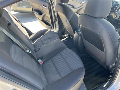 2018 Kia Forte LX   - Photo 20 - Springfield, IL 62702