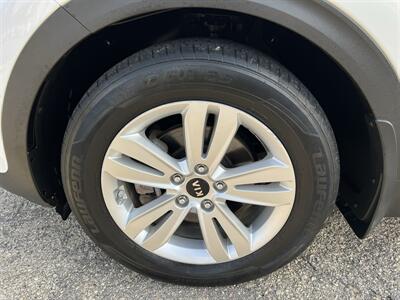 2017 Kia Sportage LX - Photo 13 - Springfield, IL 62702