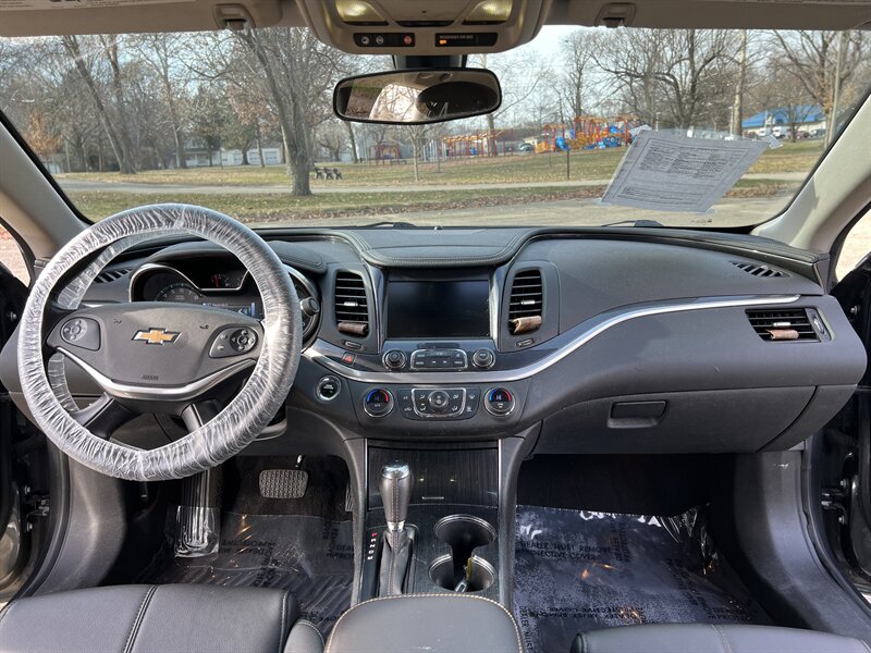 2019 Chevrolet Impala 1LT photo 22