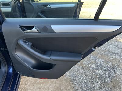 2014 Volkswagen Jetta SE   - Photo 22 - Springfield, IL 62702