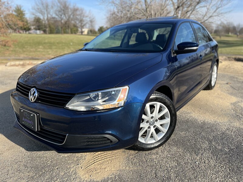 2014 Volkswagen Jetta SE's photo