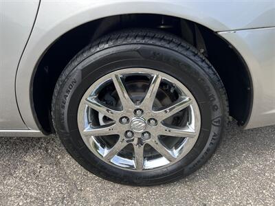 2007 Buick Lucerne CXL V6   - Photo 12 - Springfield, IL 62702
