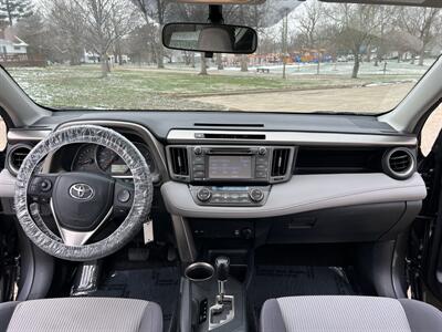 2014 Toyota RAV4 XLE - Photo 25 - Springfield, IL 62702