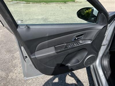 2012 Chevrolet Cruze LTZ Turbo - Photo 16 - Springfield, IL 62702