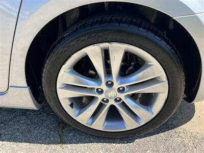 2012 Chevrolet Cruze LTZ Turbo - Photo 12 - Springfield, IL 62702