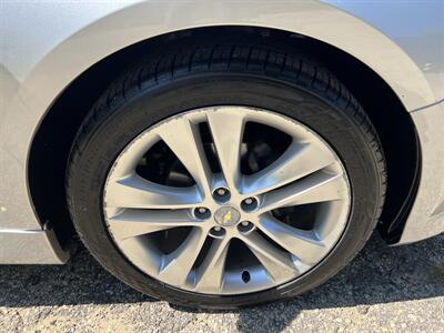 2012 Chevrolet Cruze LTZ Turbo - Photo 11 - Springfield, IL 62702