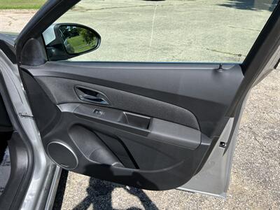 2012 Chevrolet Cruze LTZ Turbo - Photo 20 - Springfield, IL 62702