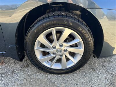 2013 Nissan Sentra SV   - Photo 10 - Springfield, IL 62702