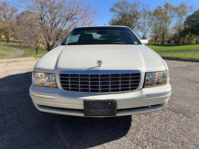 1998 Cadillac DeVille   - Photo 2 - Springfield, IL 62702