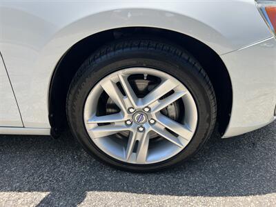 2014 Volvo S60 T5 Premier Plus   - Photo 11 - Springfield, IL 62702