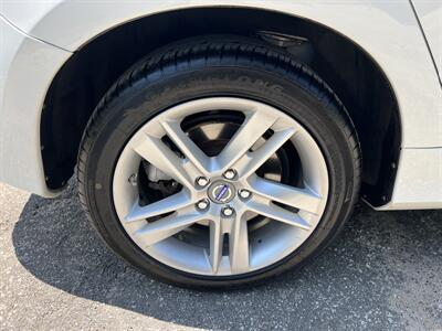 2014 Volvo S60 T5 Premier Plus   - Photo 13 - Springfield, IL 62702