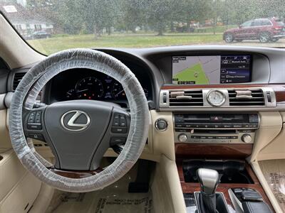 2015 Lexus LS 460 L   - Photo 23 - Springfield, IL 62702