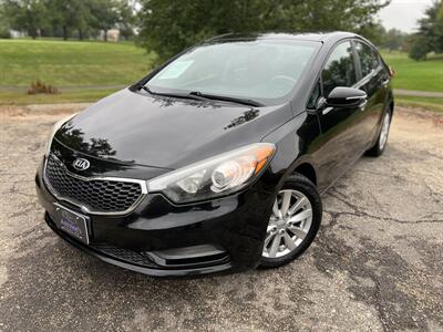 2015 Kia Forte LX   - Photo 1 - Springfield, IL 62702