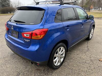 2015 Mitsubishi Outlander Sport ES - Photo 7 - Springfield, IL 62702