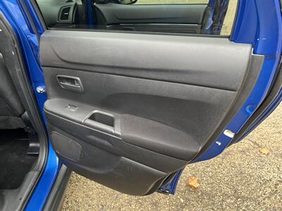 2015 Mitsubishi Outlander Sport ES - Photo 22 - Springfield, IL 62702