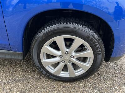 2015 Mitsubishi Outlander Sport ES - Photo 12 - Springfield, IL 62702