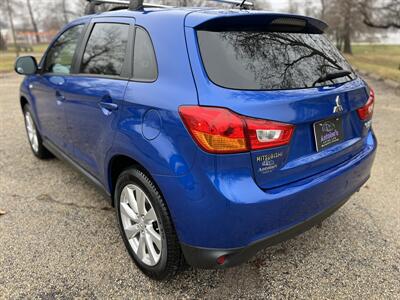 2015 Mitsubishi Outlander Sport ES - Photo 5 - Springfield, IL 62702