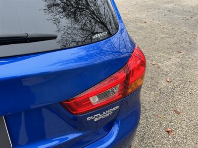 2015 Mitsubishi Outlander Sport ES - Photo 10 - Springfield, IL 62702