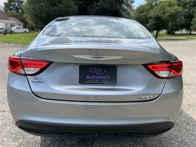 2016 Chrysler 200 Limited Platinum - Photo 6 - Springfield, IL 62702