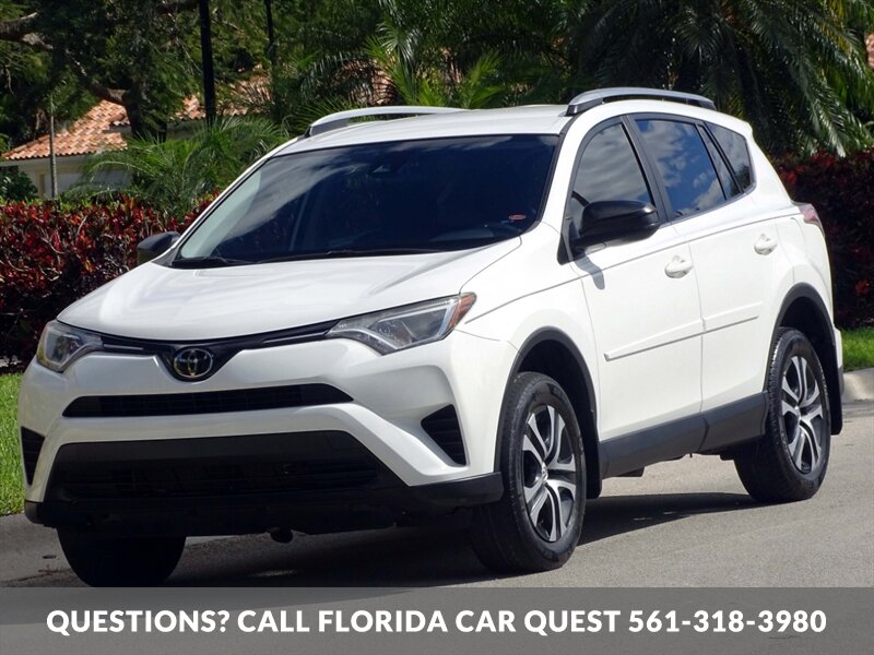 2018 Toyota RAV4 LE   - Photo 1 - West Palm Beach, FL 33411