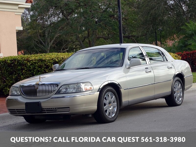 2004 Lincoln Town Car Ultimate  Limited - Photo 3 - West Palm Beach, FL 33411