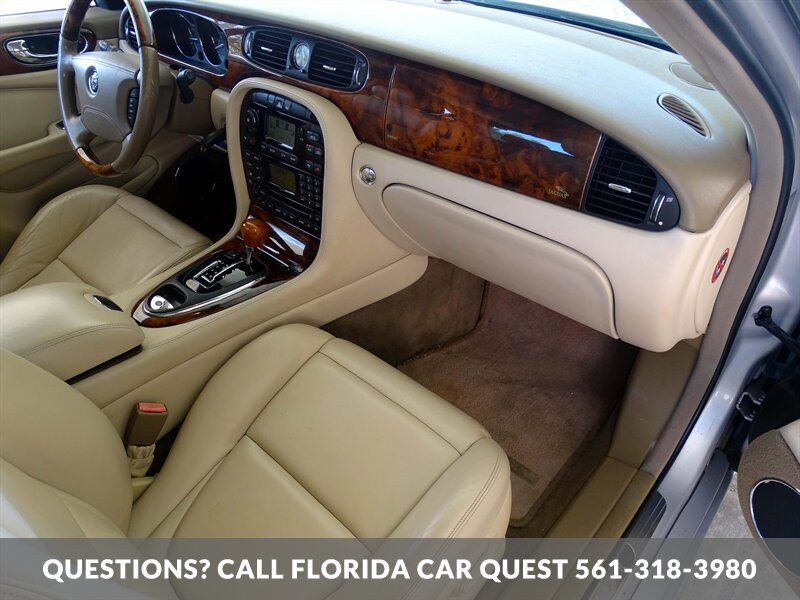 2004 Jaguar XJ8   - Photo 22 - West Palm Beach, FL 33411